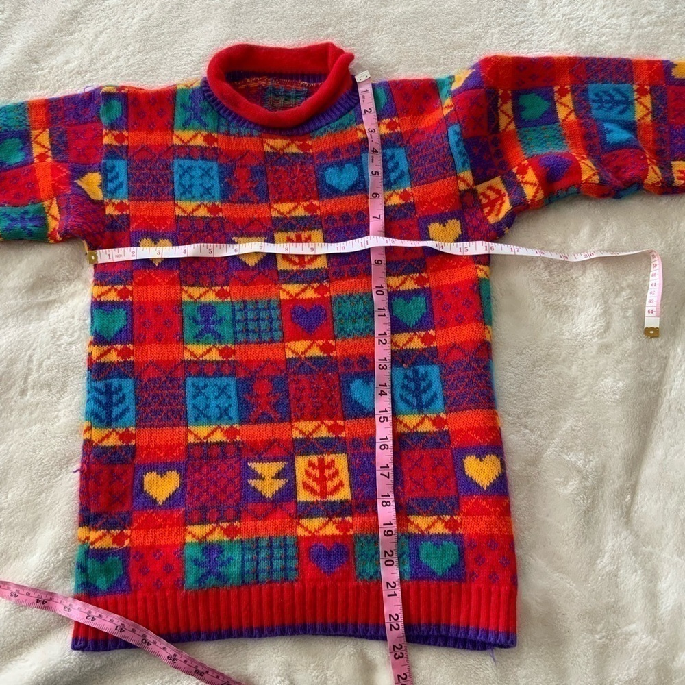 VINTAGE Handmade Sweater - Picture 6 of 6